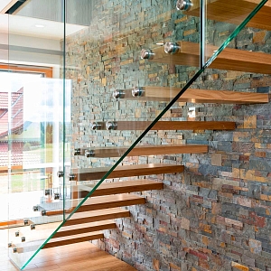Натуральный камень для отделки лестницы — RKS SLATE