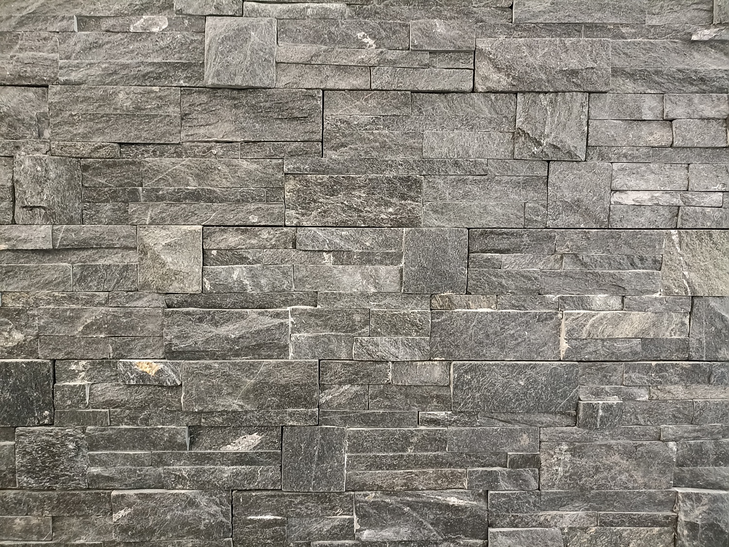 Современный акцент в интерьере с помощью 3D панелей RKS SLATE Кварцит Black Quartz Modern