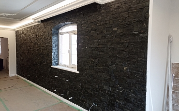 Современный акцент в интерьере с помощью 3D панелей RKS SLATE Кварцит Black Quartz Modern