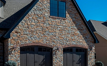 Фасадный камень RKS SLATE Bergen Blend Castle: Неповторимая текстура, богатая цветовая палитра