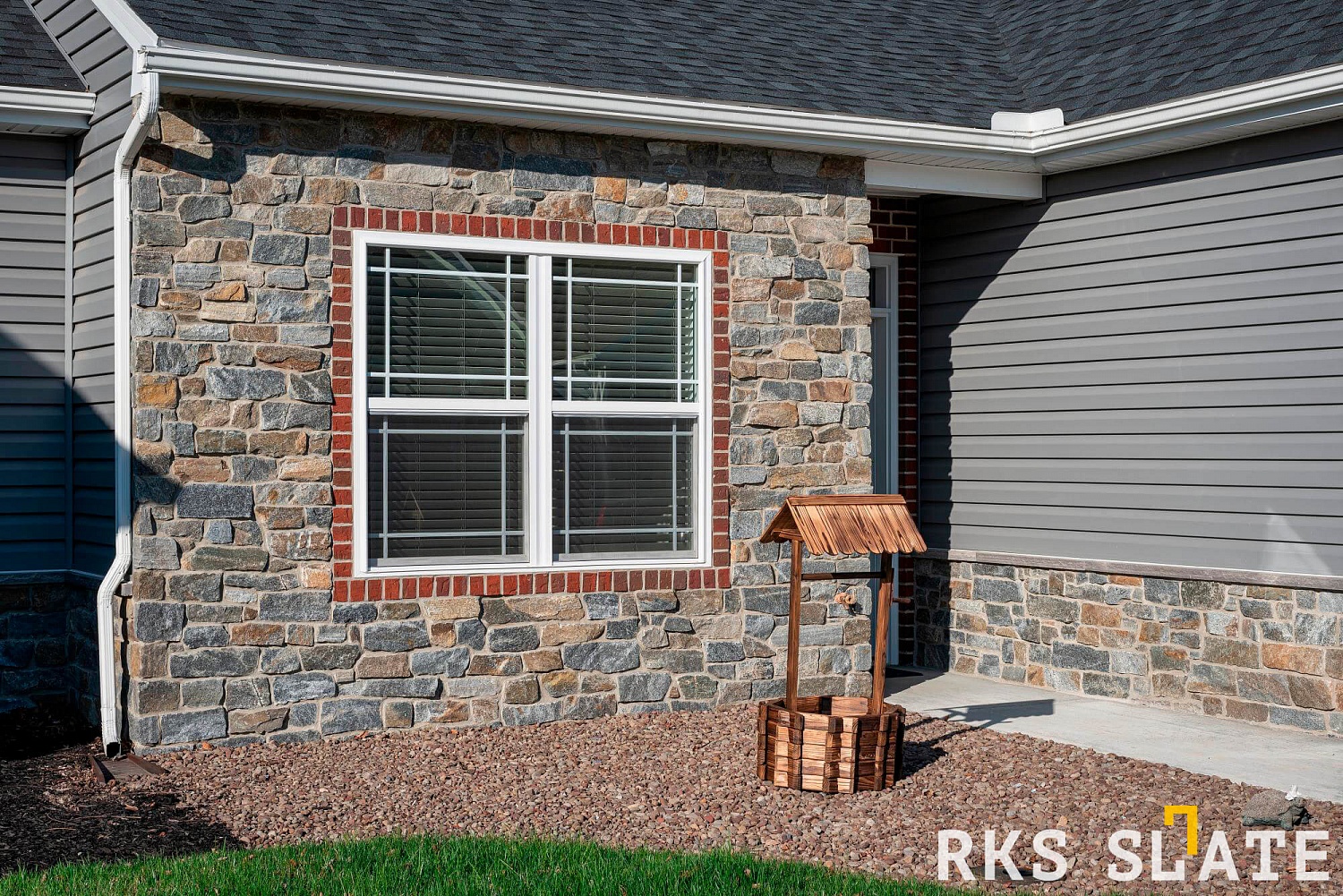 Фасадный камень RKS SLATE Bergen Blend Castle: Неповторимая текстура, богатая цветовая палитра